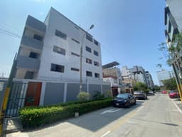 Se Vende Amplio Departamento en San Luis